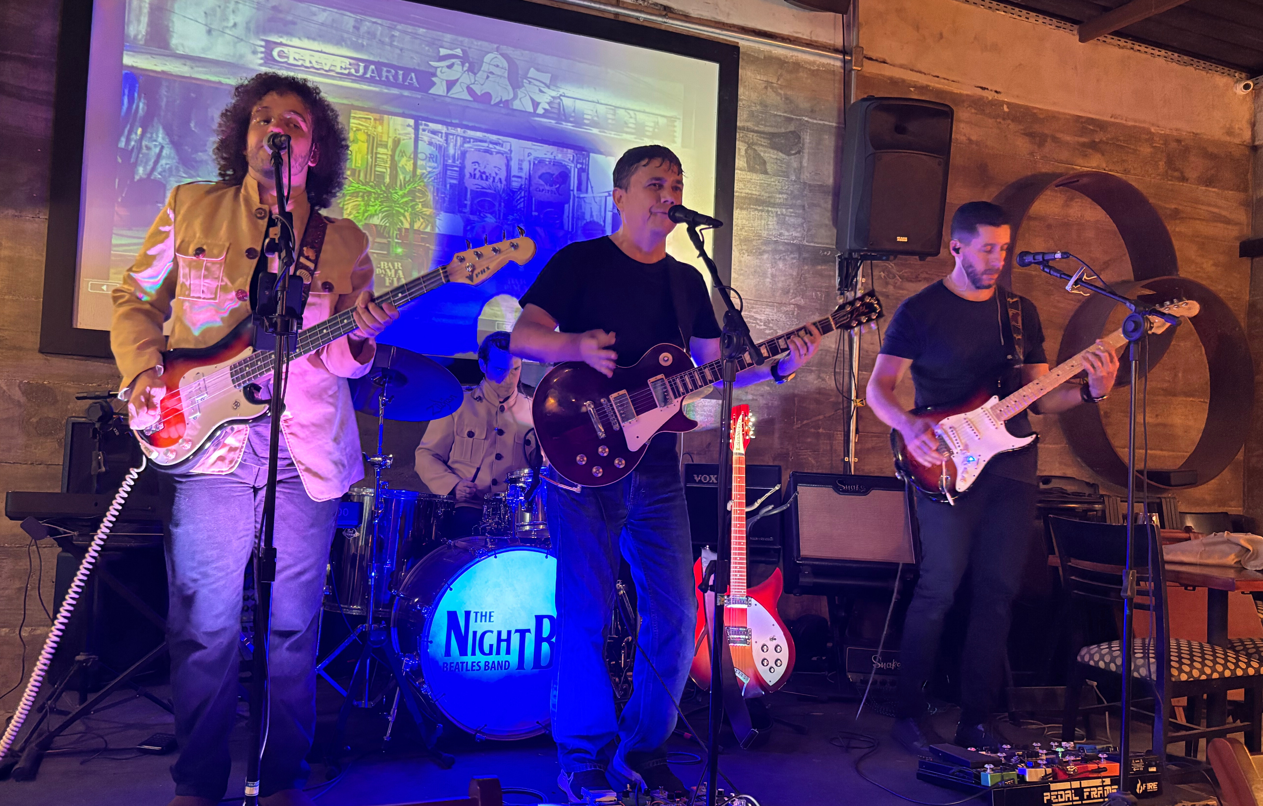 Show no Bar da M&aacute;fia